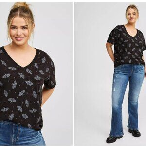 Torrid moth print heritage jersey relaxed V-neck tee